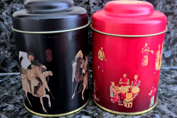 Latas para guardar té.