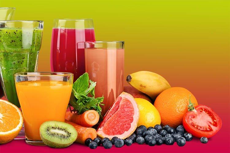 Zumos de fruta variados.