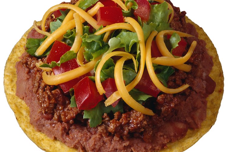 Tostada mexicana de carne.