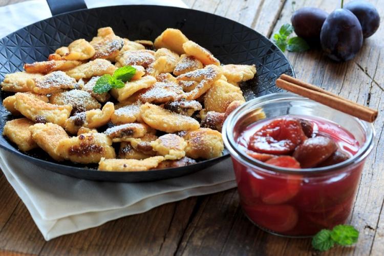 Kaiserschmarm austriacos, crepes rotos.