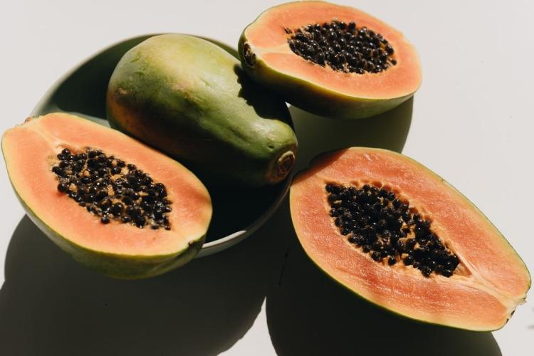 Papayas.
