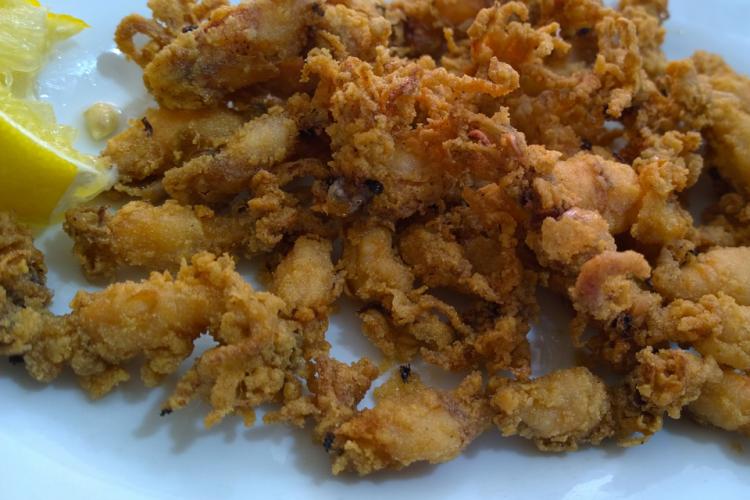 Chopitos rebozados y fritos.