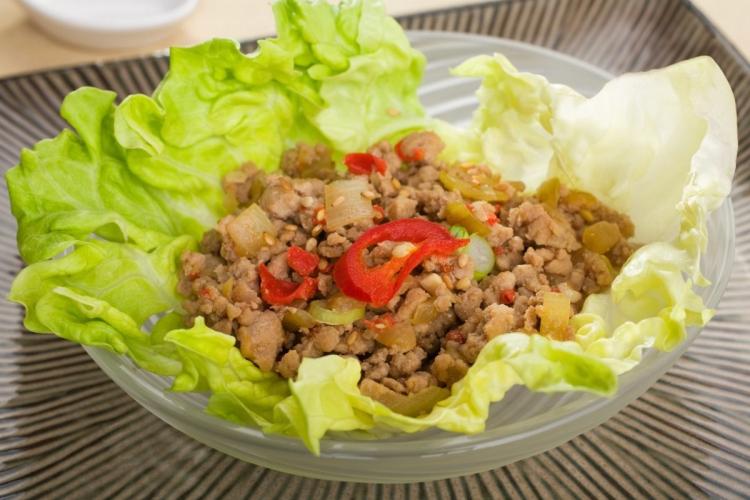 San choi bao, envolturas de lechuga.