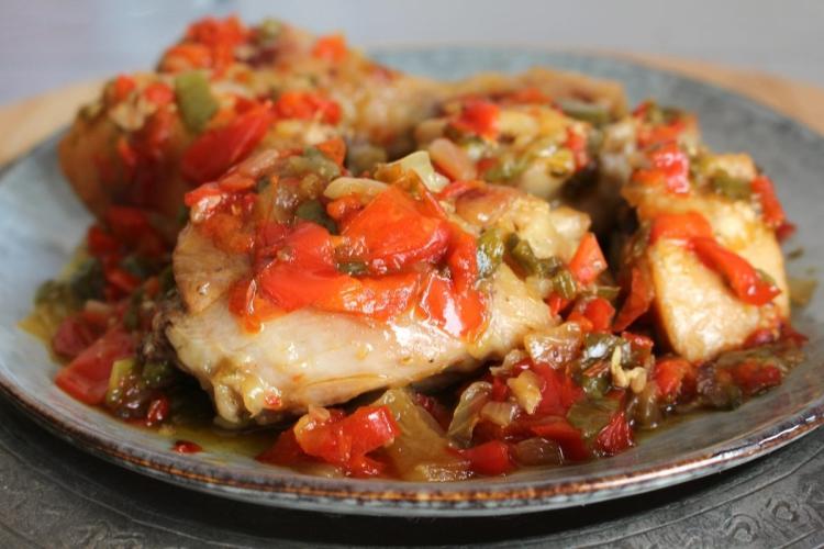 Pollo al chilindrón.