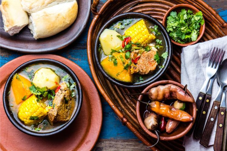 Cazuela chilena, una sustanciosa sopa de carne de cerdo.