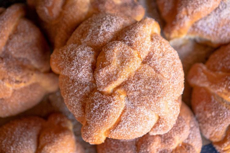 Detalle de pan de muerto.