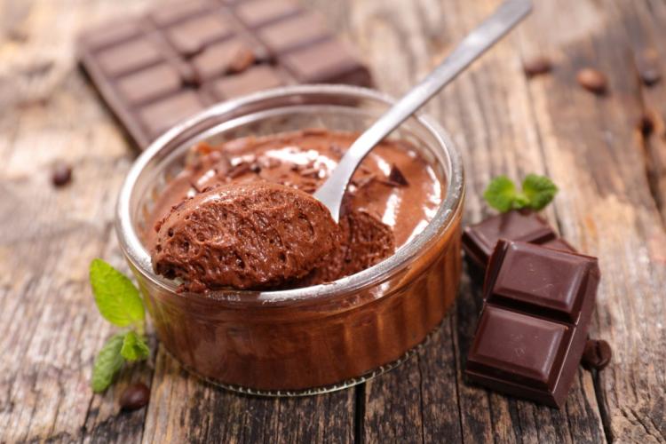 Mousse rápido de chocolate.