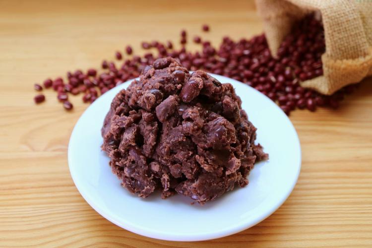 Anko, la pasta de judías rojas japonesa.