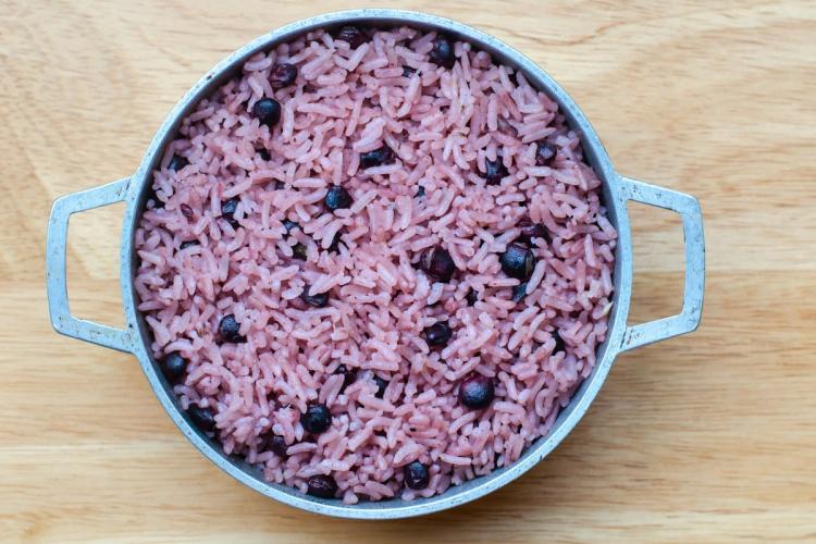 Arroz con gandules al estilo de Las Bahamas.
