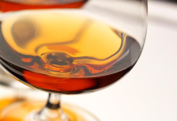 Una copa de brandy.