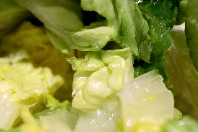 Lechuga cortada.