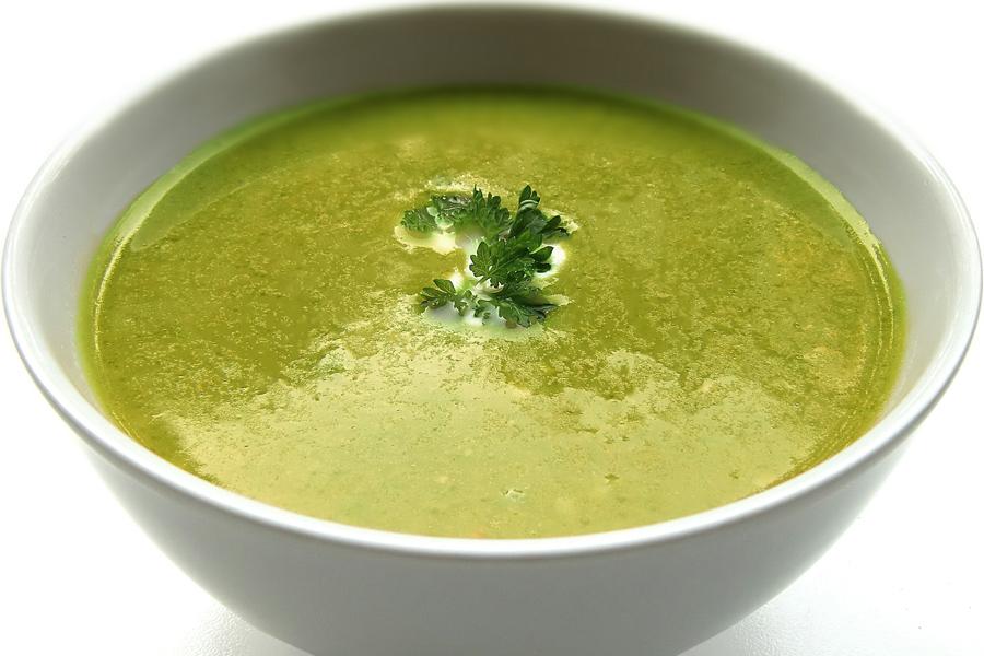 Sopa en un cuenco.