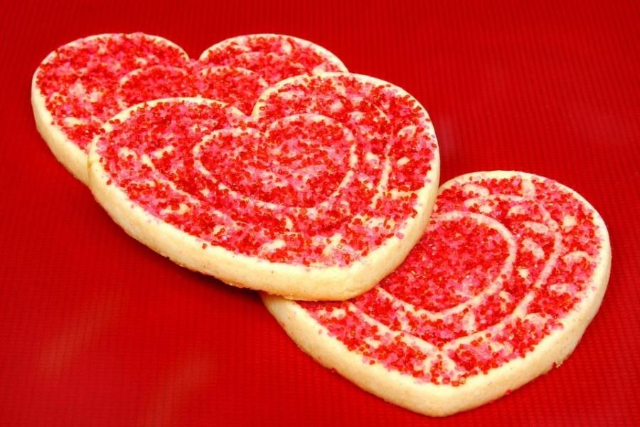 Galletas de azúcar decoradas para San Valentín.