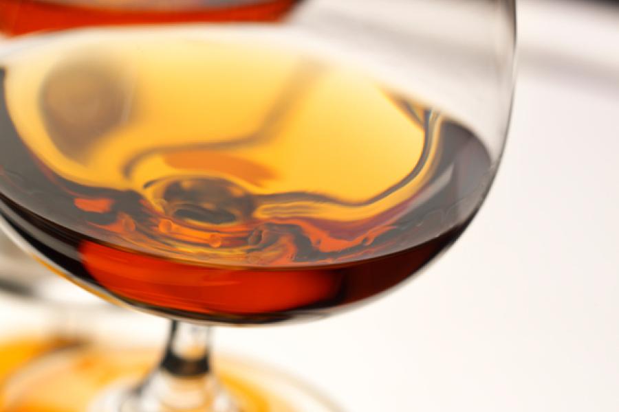 Una copa de brandy.