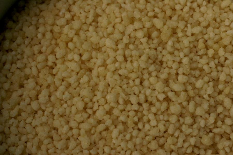 Cuscús seco.