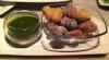 Papas arrugadas con mojo verde.