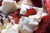 Detalle del postre Eton mess.