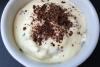 Crema de natillas y nata con chocolate, herrencreme.